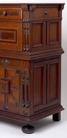 Yale Chest of Drawers with Doors