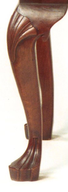 Trifid Foot Flat Top High Chest Leg Detail